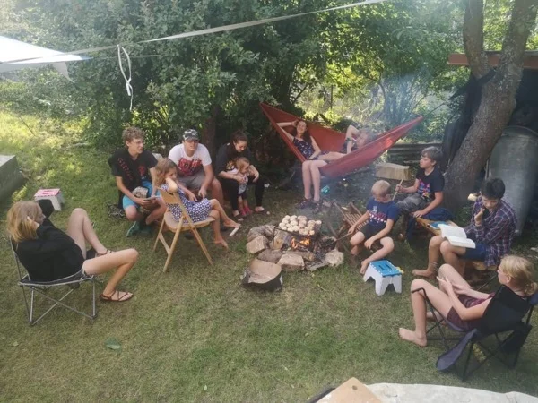 Zázemí 9
